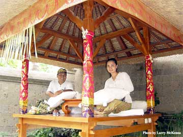 Bale Bengong - Ena Dive Villa